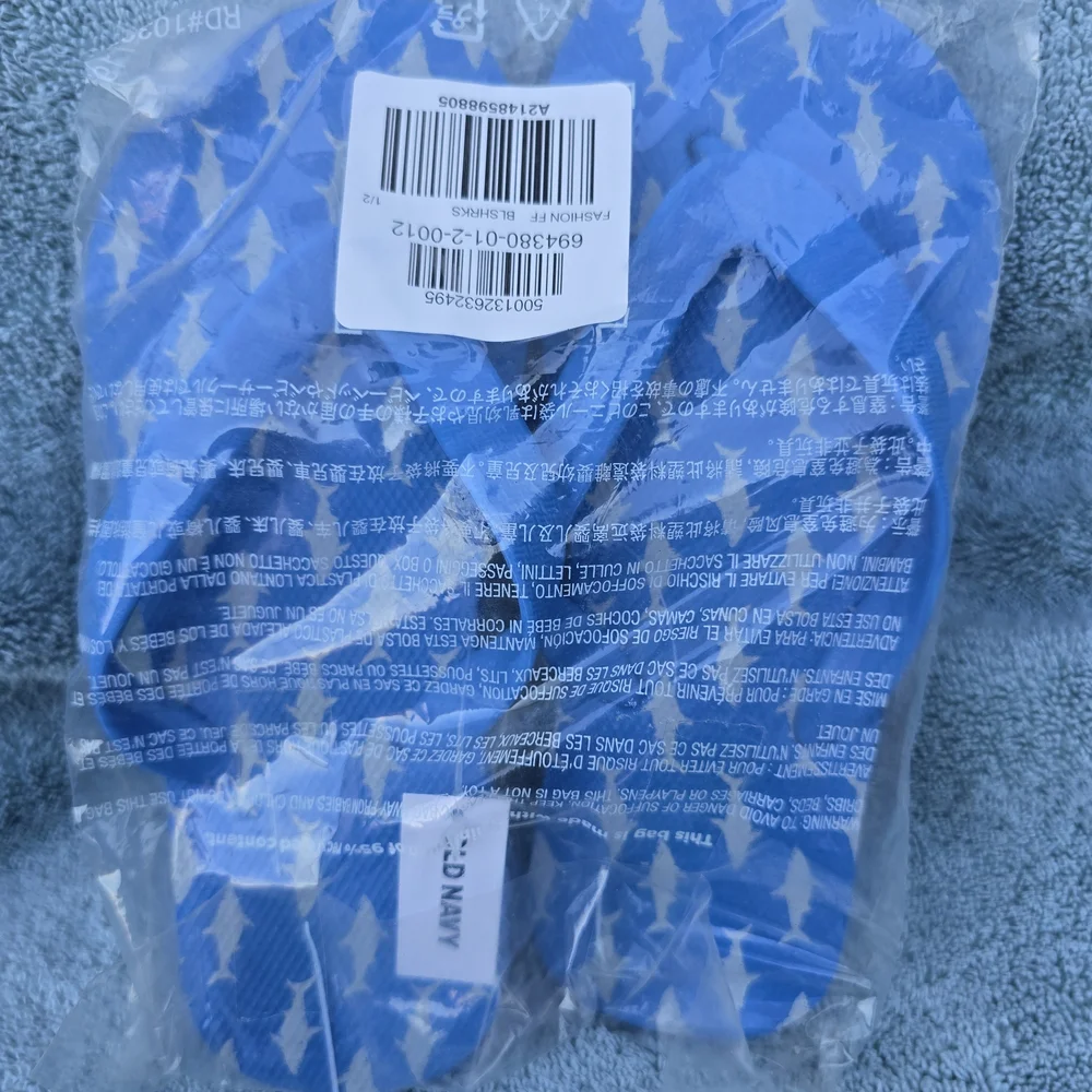 Old Navy 3 Pairs, Blue Shark-Print, BLK, Gray, Kids Flip Flops